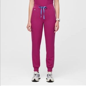 Figs Zamora Raspberry sorbet scrub pant
